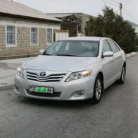 Toyota Camry 2011