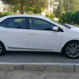 Toyota Corolla 2015