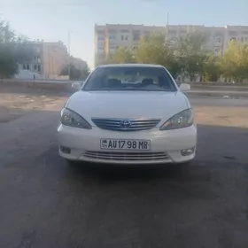 Toyota Camry 2004