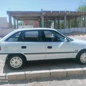 Opel Astra 1993