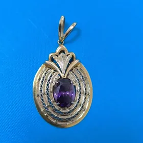 Gyzyl broşka
