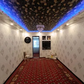 Satlyk Jaý Aşgabat markedň öňi