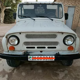 UAZ 469 2000