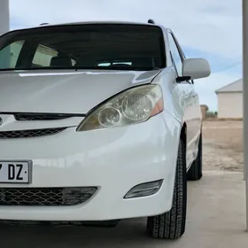 Toyota Sienna 2006