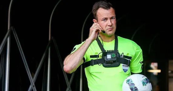 IFAB eminlere milli çempionatlarda beden kameralaryny dakynmaga rugsat berdi