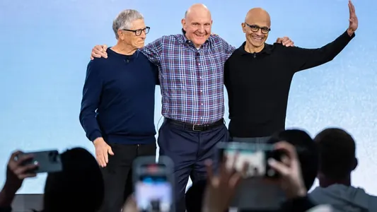 Microsoft bazar bahasy 4 trillion dollardan geçen dünýäde ikinji kompaniýa boldy