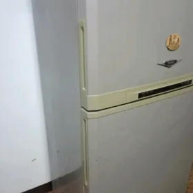 холодильник танк
