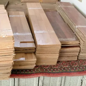 LAMINAT