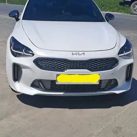 Kia Stinger 2021