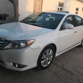Toyota Avalon 2011