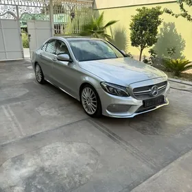 Mercedes-Benz C300 2015