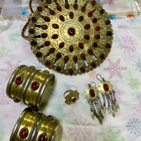 Kümüš komplekt gülÿaka