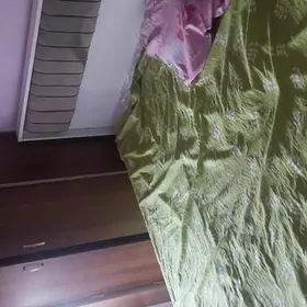Eýesinden 2kom 4mkr arassa jaÿ, remomt prostoÿ. Iç