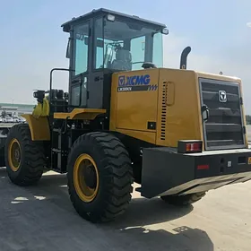 XCMG LW300F 2025