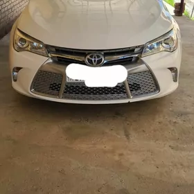 Toyota Camry 2016
