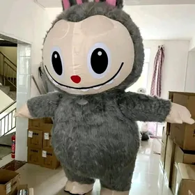 satlyk Labubu aýy mişka