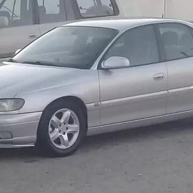 Opel Omega 2003
