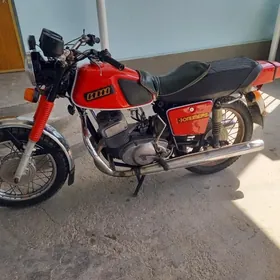 Iž Ýupiter 1990