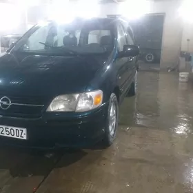 Opel Sintra 1999