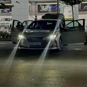 Toyota Avalon 2020