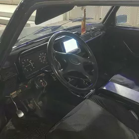 Lada 2107 2000