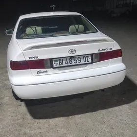 Toyota Camry 1999