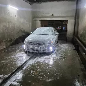 Toyota Camry 2016