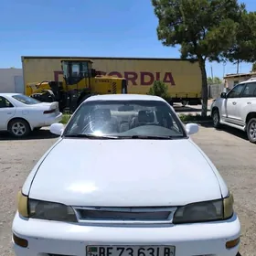 Toyota Corolla 1992