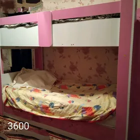 кровать двухъярусная