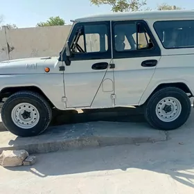 UAZ Profi 2002