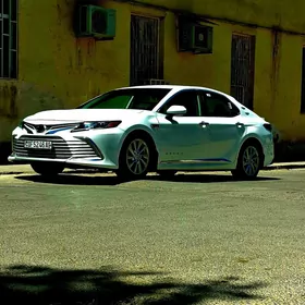 Toyota Camry 2022