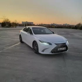 Lexus ES 350 2023
