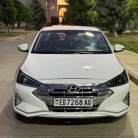 Hyundai Elantra 2020