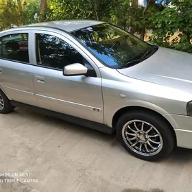 Opel Astra 2003