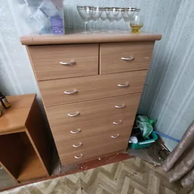 2 sany Şkaf, krowat