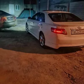 Toyota Camry 2011