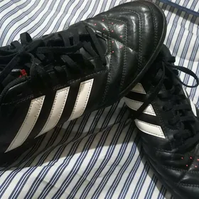 бутсы adidas