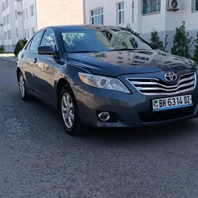 Toyota Camry 2010
