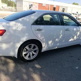 Toyota Camry 2010