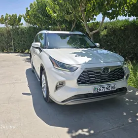 Toyota Highlander 2020