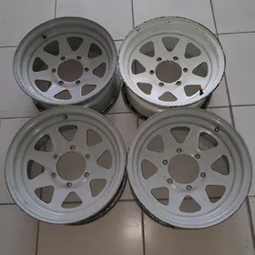 Nissan Pathfinder disga 15 lik