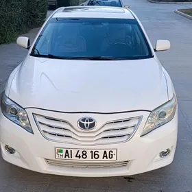 Toyota Camry 2010
