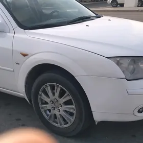 Ford Mondeo 2002