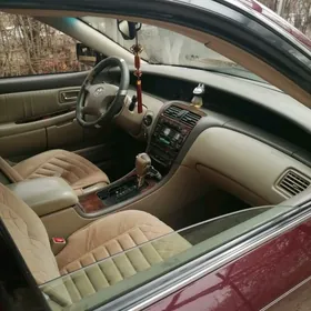 Toyota Avalon 2004