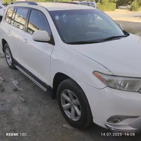 Toyota Highlander 2011