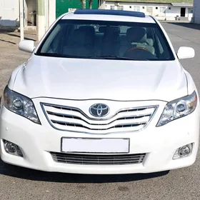 Toyota Camry 2010