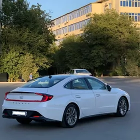 Hyundai Sonata 2021