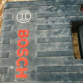 дрель Bosh