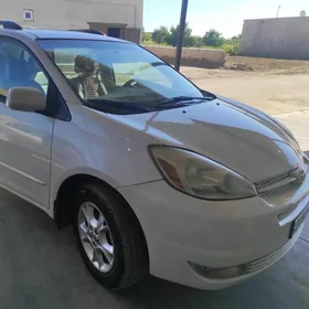 Toyota Sienna 2005