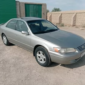 Toyota Camry 1997